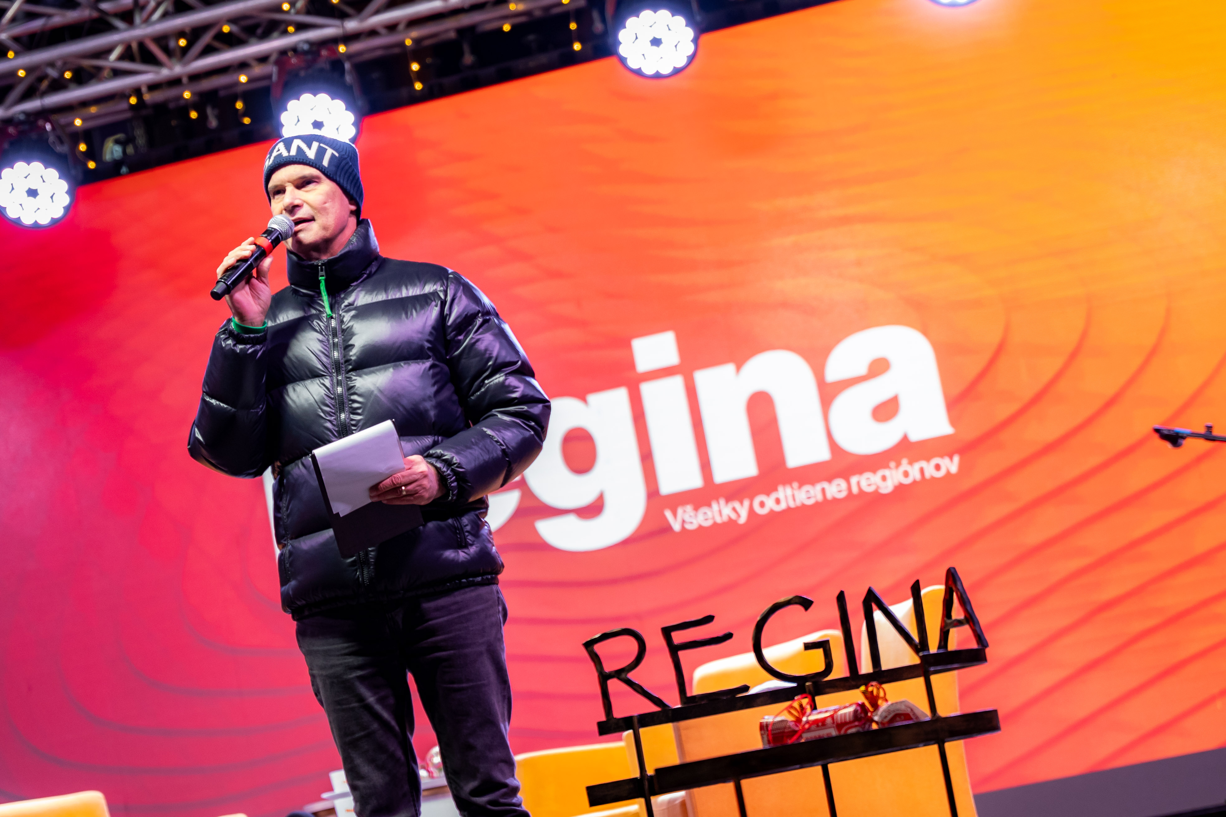 VIANOCNA TELEVIZNA REGINA